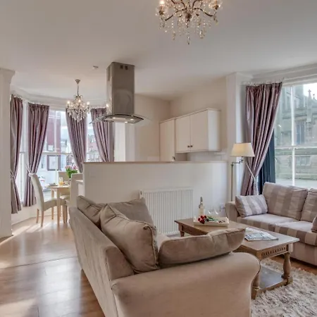 2 Bed In Oc-w945 شقة
