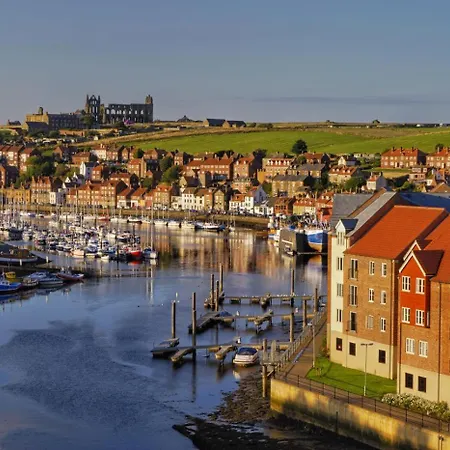 Serendipity Уитби